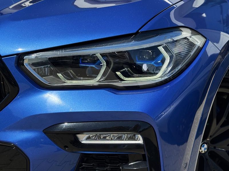BMW X6 xDrive30d - fotka 17 z 19