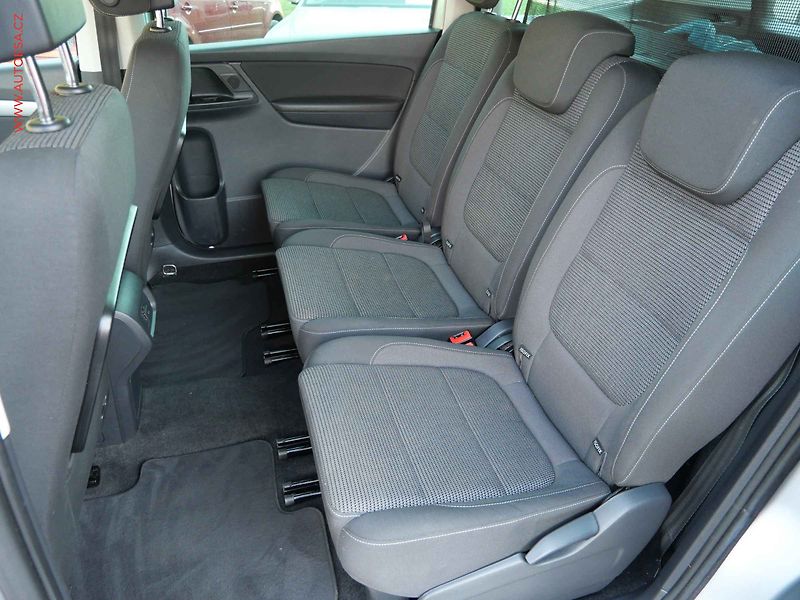 Volkswagen Sharan (2018) 2.0 TDi, Comfortline, DSG - fotka 10 z 28