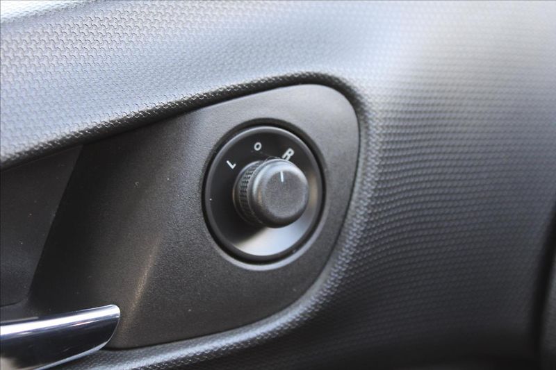 Opel Meriva 1,4 i  NOVÉ V ČR,SERVIS - fotka 11 z 31