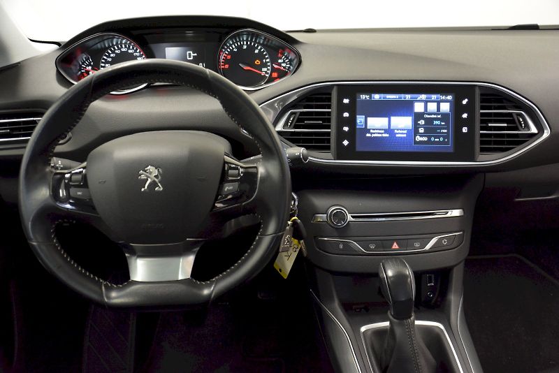 Peugeot 308 (2016) SW 1.6 HDI 73 kW ALLURE - prav - fotka 5 z 27