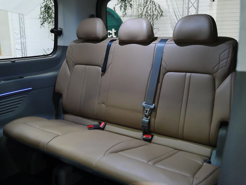 Hyundai Staria - fotka 27 z 29