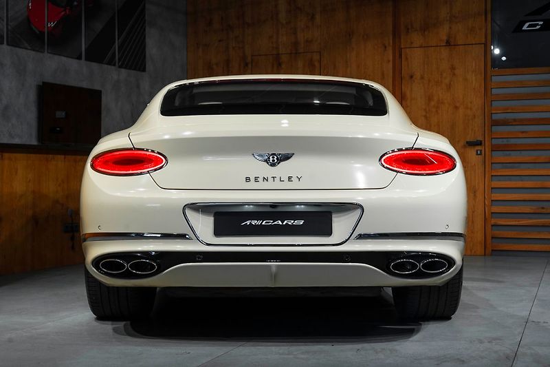 Bentley Continental GT Touring, City, Nočné videnie - fotka 24 z 25