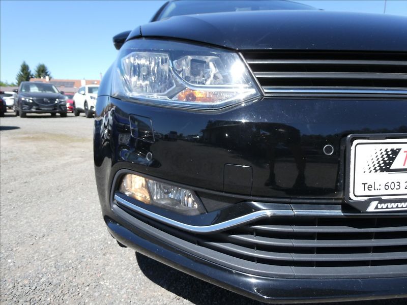 Volkswagen Polo 1,2 TSi 66kW HIGHLINE,serviska - fotka 5 z 39