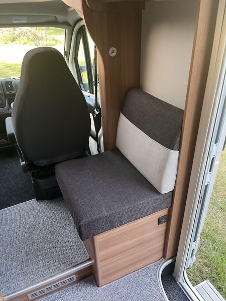 Weinsberg CaraCompact (2019) edice Pepper - fotka 13 z 23
