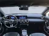 Mercedes-Benz Třídy A A-Třída 200 d AMG Night - náhled 14