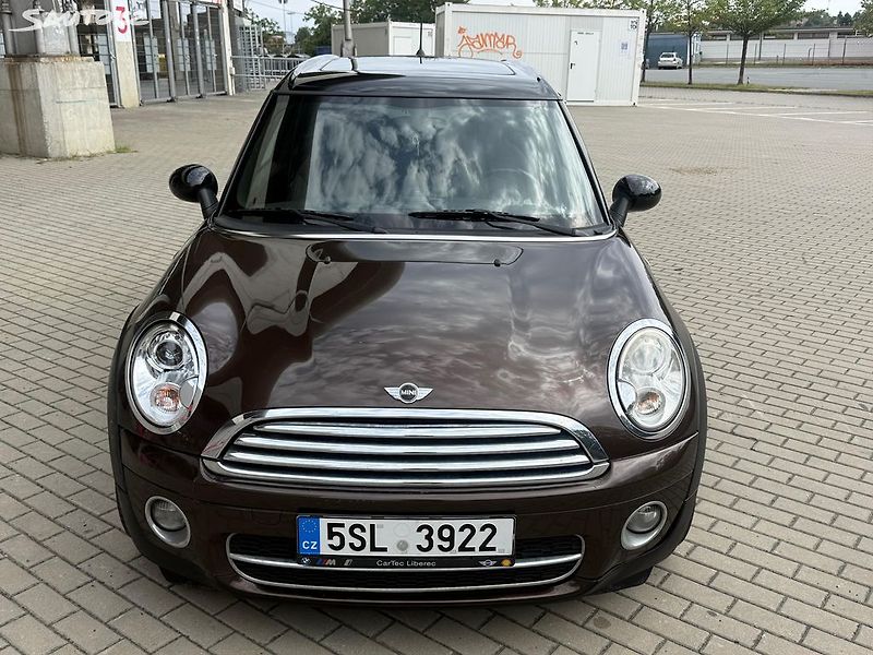 Mini Clubman (2008) 1.6D, 80kw Automat - fotka 8 z 22