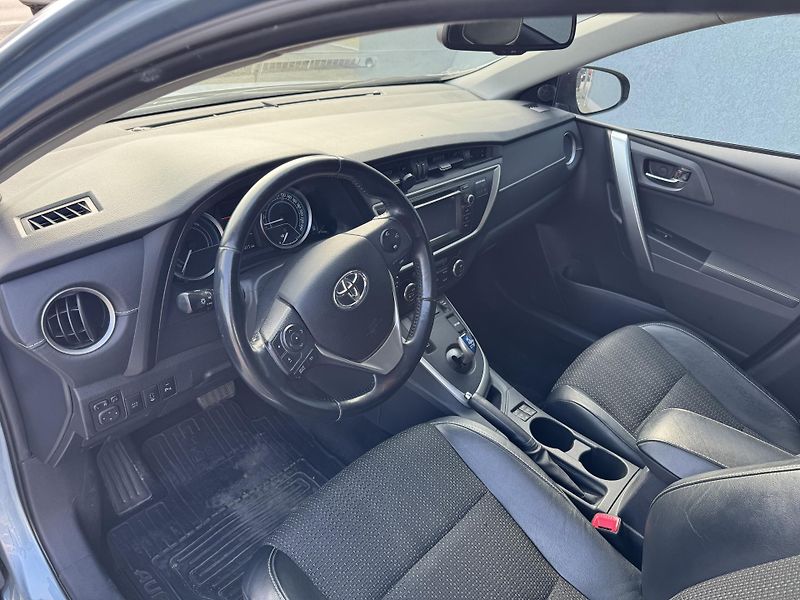 Toyota Auris 1,8HYBRID STYLE, ČR - fotka 7 z 20
