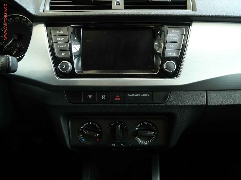 Škoda Fabia (2017) 1.0 MPi, AC, tempo - fotka 13 z 20