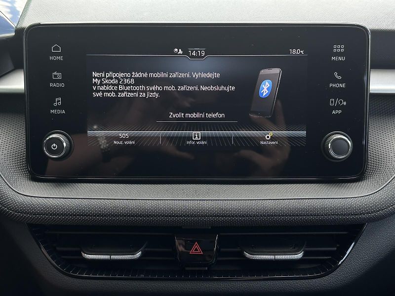 Škoda Fabia 1.0TSi 95PS LED V.Cockpit Clim - fotka 25 z 34