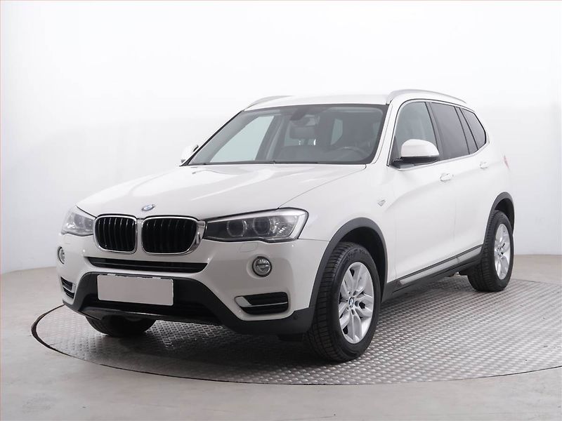 BMW X3 (2015) xDrive20d, 4X4, Automat - fotka 2 z 22