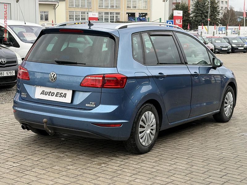 Volkswagen Golf Sportsvan (2016) 1.4TSi, 2.maj,ČR, AC, TZ - fotka 6 z 20