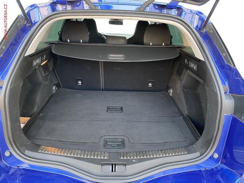 Renault Mégane (2018) 1.6 TCe, GT Line, AT, LED - fotka 7 z 15