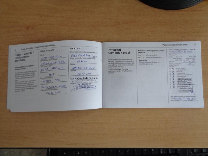 Opel Corsa 1,2 - fotka 17 z 18