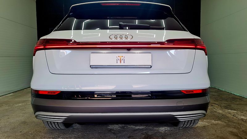 Audi e-tron (2022) 55 ADVANCE - fotka 9 z 15