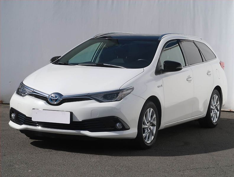 Toyota Auris (2016) Hybrid, Automat, Serv.kniha - fotka 2 z 24