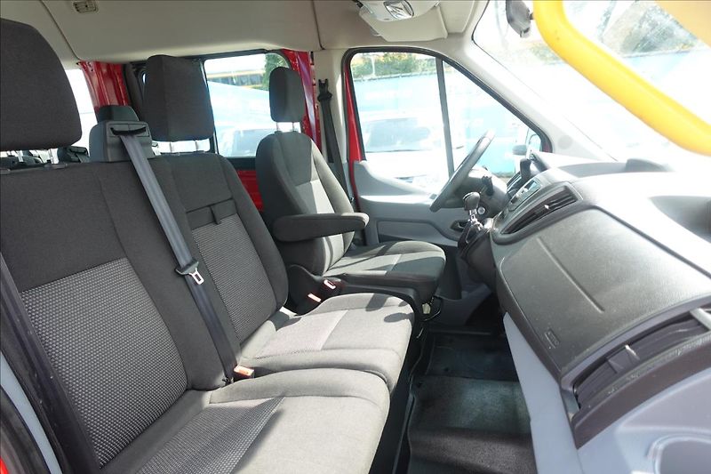 Ford Transit 2,2 TDCi  L2H2 9MÍST BUS KLIMA - fotka 12 z 30