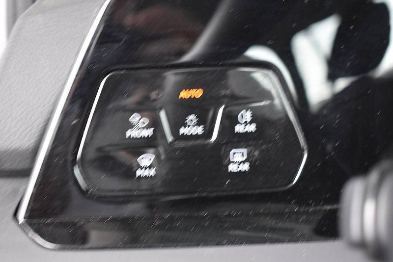 Volkswagen Golf Variant (2024) STYLE 1.5TSI, Manuál,LED - fotka 15 z 24