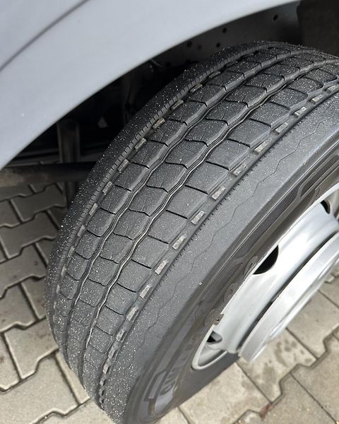 Mercedes-Benz Atego 1224 L plachta 19 palet - fotka 9 z 9