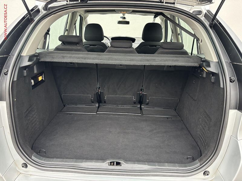 Citroën C4 Picasso (2011) 1.6 VTi, AC, tempo - fotka 8 z 18