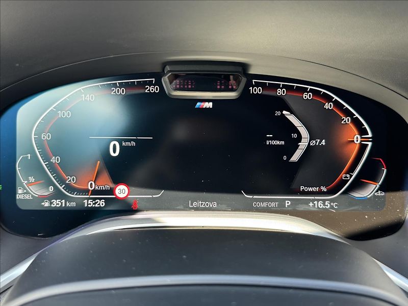 BMW Řada 7 3,0 740Ld xDrive M-Paket AT DP - fotka 17 z 45