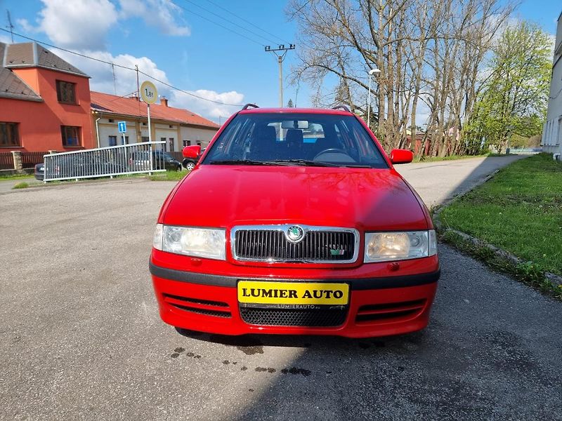 Škoda Octavia (2003) 1.8T 132kw RS - fotka 1 z 21