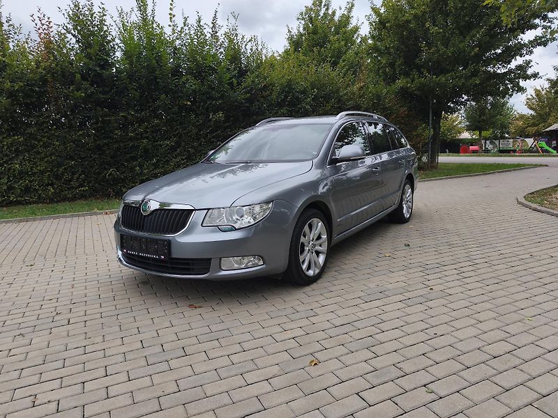 Škoda Superb 2.0 tdi Ambition - fotka 1 z 26