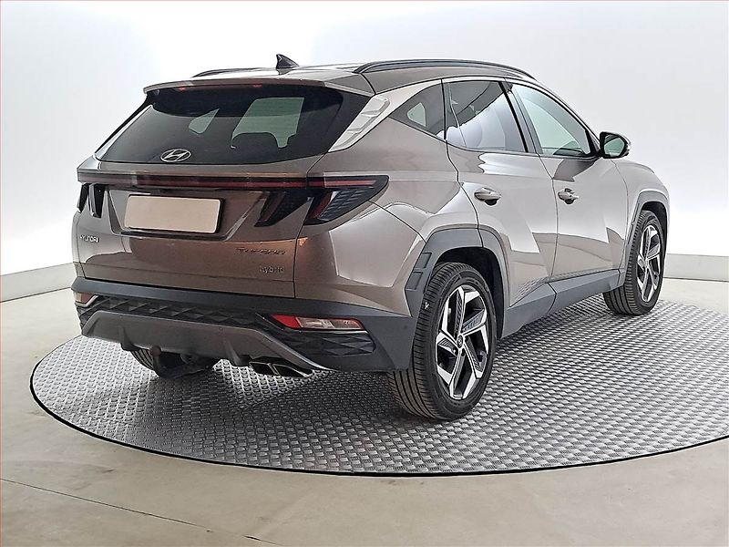 Hyundai Tucson (2022) 1.6 T-GDI HEV - fotka 5 z 23