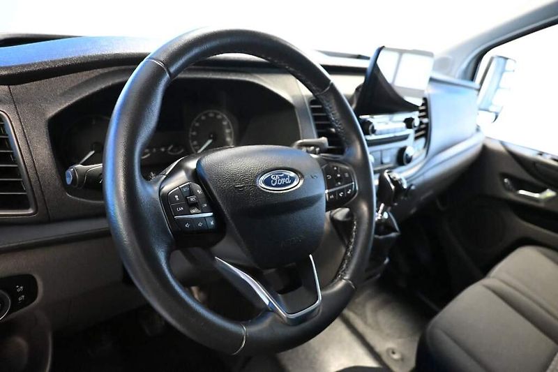 Ford Transit Custom (2021) 2.0 320 L1H1 96 KW Klima kamer - fotka 12 z 25
