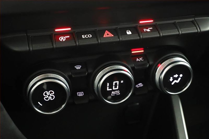 Dacia Duster (2019) Prestige 1.6 SCe, Navi - fotka 11 z 15