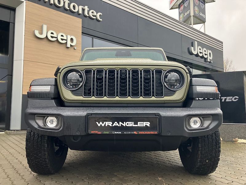 Jeep Wrangler 2.0T 272k Rubicon 8AT. - fotka 10 z 55