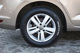 Volkswagen Touran (2017) 2.0 TDI, Automat, Serv.kniha - náhled 15