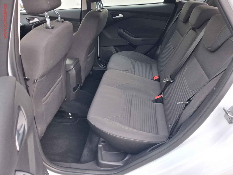 Ford Focus (2017) 1.5.EB, 1.maj,ČR, Titanium - fotka 10 z 18