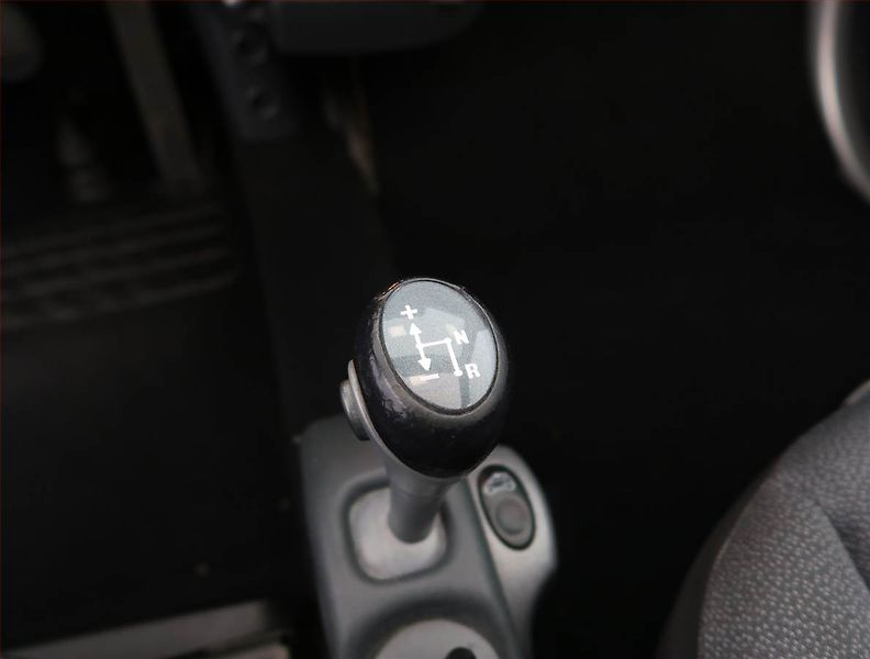 Smart Fortwo (2004) 0.7, Automat, nová STK - fotka 12 z 16