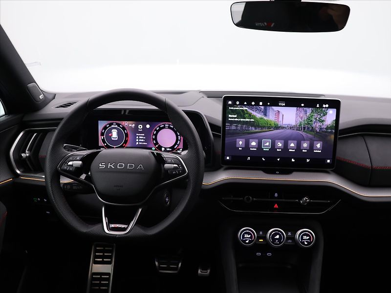Škoda Kodiaq 2,0 TSI DSG 4x4 RS DPH - fotka 26 z 34