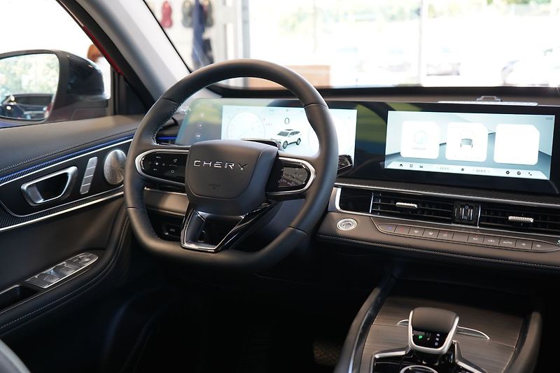 Chery Tiggo 7 PHEV (2026) UNIQUE 1.5 TGDI HEV - fotka 24 z 42