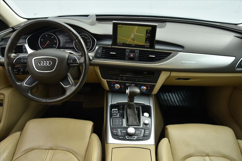 Audi A6 3.0TDI 180kW PLNÁ VÝBAVA ČR - fotka 13 z 31