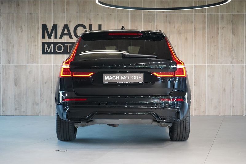 Volvo XC60 T8 PLUS Black Edition, 360°,HK - fotka 10 z 47
