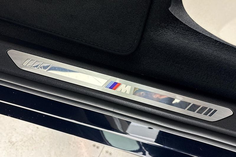 BMW X5 xDrive40d - fotka 14 z 20