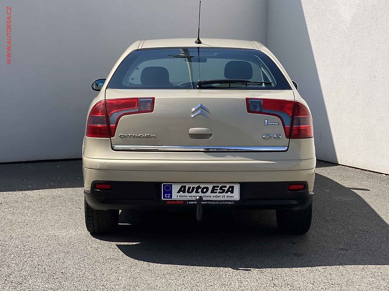 Citroën C5 (2007) 1.6 HDI, ČR, AC, TZ, temp. - fotka 5 z 14