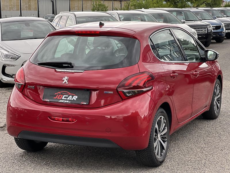 Peugeot 208 1.2i LPG KLIMA NAVI KAMERA ALU - fotka 7 z 41
