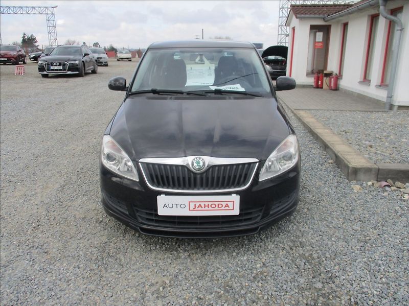 Škoda Fabia 1,2 TSI, klima, serv. kniha, - fotka 2 z 28