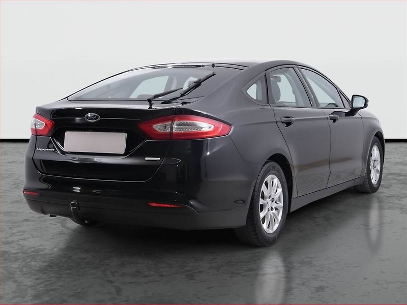 Ford Mondeo (2015) Trend 1.5 EcoBoost, Tempomat - fotka 5 z 20