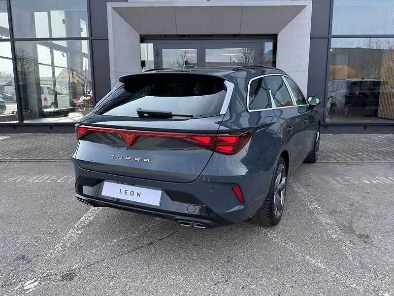Cupra Leon (2026) 2.0TSI 150kW DSG 4WD - fotka 2 z 12