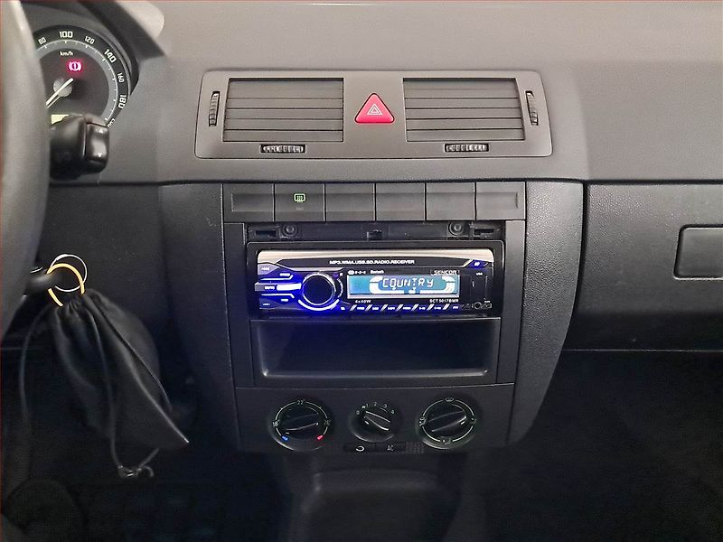 Škoda Fabia (2006) 1.2 12V, po STK, Tažné - fotka 12 z 17