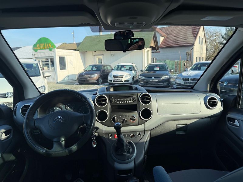 Citroën Berlingo 1.6i MULTISPACE WEBASTO - fotka 7 z 16
