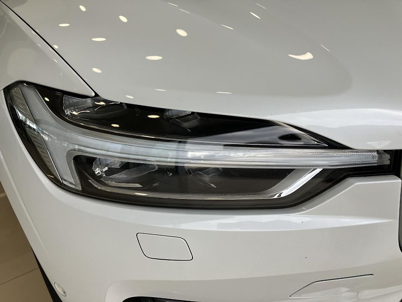 Volvo XC60 T6 AWD R-Design POLESTAR AT8 - fotka 4 z 57