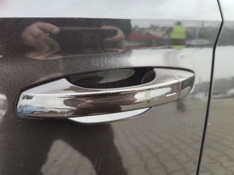 Škoda Superb 2.0 TDI/110kW Ambition Plus DS - fotka 13 z 33