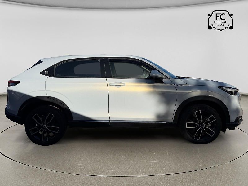 Honda HR-V 1.5 i-MMD Elegance e-CVT - fotka 6 z 26