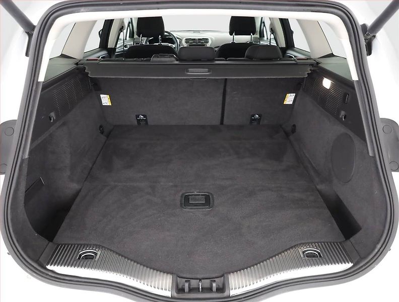 Ford Mondeo (2020) 2.0 EcoBlue, Automat, Navi - fotka 20 z 20
