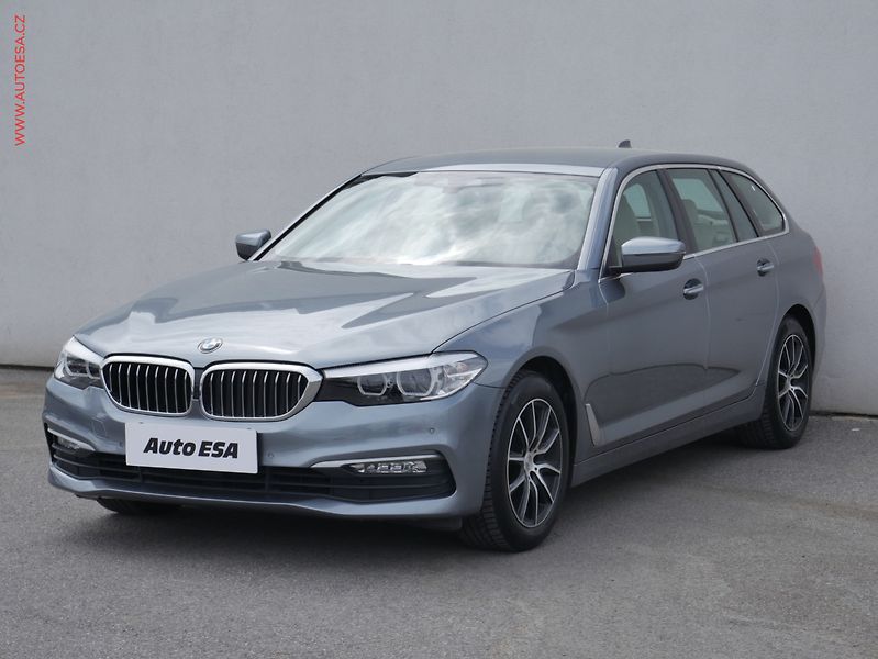 BMW Řada 5 (2018) 2.0D 520d, AT, LED, navi - fotka 3 z 25